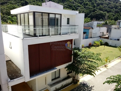Casa em Camburi, São Sebastião/SP de 172m² 5 quartos à venda por R$ 2.599.000,00