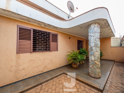 Casa em Campos Elíseos, Ribeirão Preto/SP de 340m² 3 quartos à venda por R$ 749.000,00