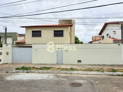 Casa em Capim Macio, Natal/RN de 188m² 4 quartos à venda por R$ 578.900,00