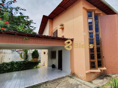 Casa em Capim Macio, Natal/RN de 250m² 4 quartos à venda por R$ 468.000,00