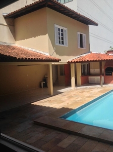 Casa em Cavaleiros, Macaé/RJ de 345m² 4 quartos à venda por R$ 1.799.000,00