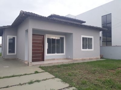 Casa em Caxito, Maricá/RJ de 90m² 2 quartos à venda por R$ 389.000,00