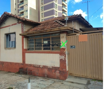 Casa em Centro, Dois Córregos/SP de 156m² 2 quartos à venda por R$ 249.000,00