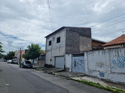 Casa em Centro, Fortaleza/CE de 0m² à venda por R$ 399.000,00