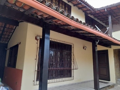 Casa em Centro, Macaé/RJ de 364m² 5 quartos à venda por R$ 489.000,00