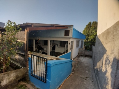 Casa em Centro, Maricá/RJ de 110m² 2 quartos à venda por R$ 379.000,00