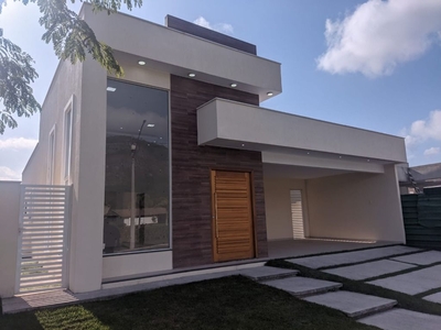 Casa em Centro, Maricá/RJ de 140m² 3 quartos à venda por R$ 949.000,00