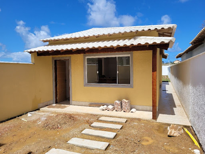 Casa em Centro, Maricá/RJ de 80m² 2 quartos à venda por R$ 354.000,00