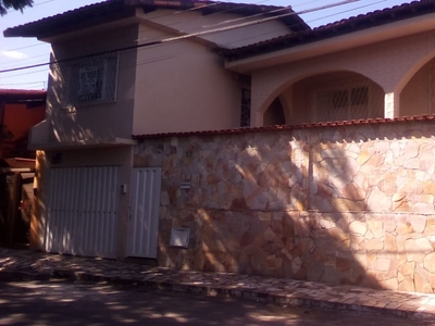Casa em Centro, Matozinhos/MG de 260m² 6 quartos à venda por R$ 419.000,00