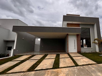 Casa em Centro, Salto/SP de 182m² 3 quartos à venda por R$ 979.000,00