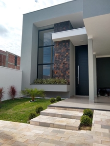 Casa em Centro, São Carlos/SP de 163m² 3 quartos à venda por R$ 829.000,00