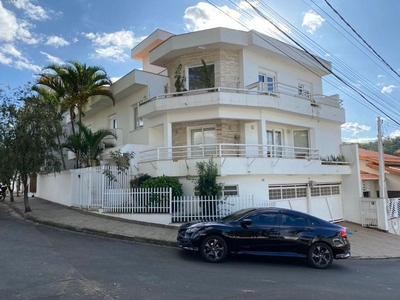 Casa em Centro, Socorro/SP de 235m² 4 quartos à venda por R$ 1.799.000,00