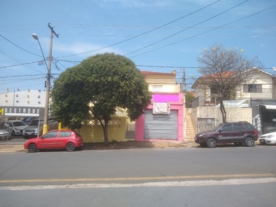 Casa em Centro, Valinhos/SP de 225m² 3 quartos à venda por R$ 1.200.000,00 ou para locação R$ 2.000,00/mes