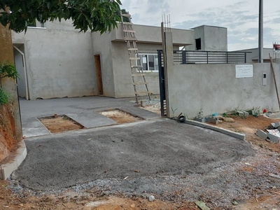 Casa em Chácara Remanso (Caucaia do Alto), Cotia/SP de 83m² 3 quartos à venda por R$ 349.000,00