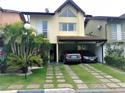 Casa em Chácaras Jardim Colibri, Embu das Artes/SP de 172m² 3 quartos à venda por R$ 924.000,00