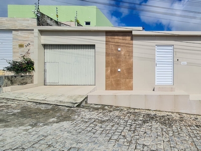 Casa em Cidade Alta, Caruaru/PE de 90m² 2 quartos à venda por R$ 299.000,00