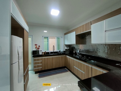 Casa em Cidade Vergani, Pouso Alegre/MG de 160m² 3 quartos à venda por R$ 749.000,00