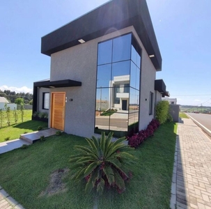 Casa em Contorno, Ponta Grossa/PR de 127m² 3 quartos à venda por R$ 699.000,00