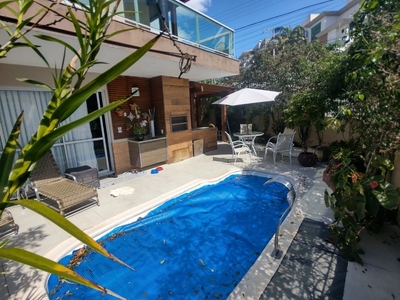 Casa em Córrego Grande, Florianópolis/SC de 248m² 4 quartos à venda por R$ 1.699.000,00