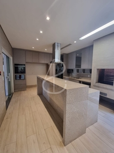 Casa em Despraiado, Cuiabá/MT de 180m² 4 quartos à venda por R$ 949.000,00