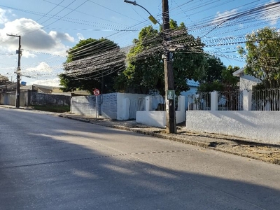 Casa em Dois Unidos, Recife/PE de 370m² 8 quartos à venda por R$ 849.000,00