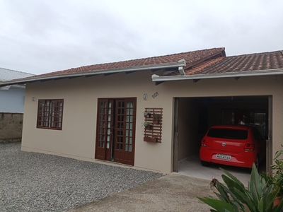 Casa em Espinheiros, Joinville/SC de 120m² 3 quartos à venda por R$ 389.000,00