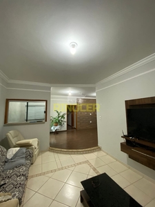 Casa em Esplanada Primo Menegheti, Franca/SP de 230m² 3 quartos à venda por R$ 699.000,00