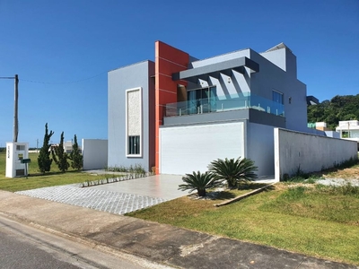 Casa em Extensão Do Bosque, Rio das Ostras/RJ de 320m² 4 quartos à venda por R$ 1.599.000,00