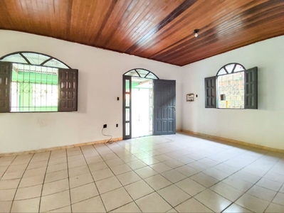 Casa em Flores, Manaus/AM de 152m² 3 quartos à venda por R$ 279.000,00