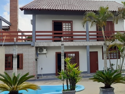Casa em Florida, Guaíba/RS de 310m² 3 quartos à venda por R$ 799.000,00