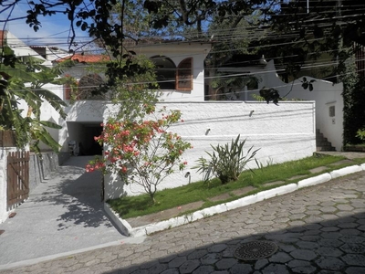 Casa em Fonseca, Niterói/RJ de 210m² 3 quartos à venda por R$ 549.000,00
