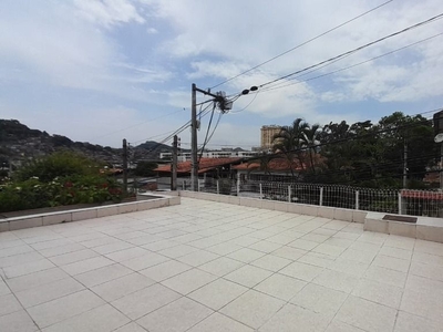 Casa em Fonseca, Niterói/RJ de 276m² 2 quartos à venda por R$ 949.000,00