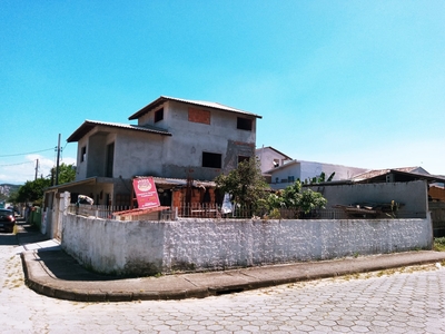 Casa em Forquilhas, São José/SC de 220m² 3 quartos à venda por R$ 499.000,00