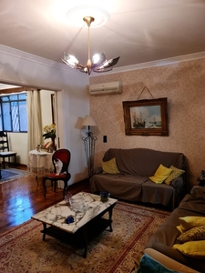 Casa em Gonzaga, Santos/SP de 206m² 3 quartos à venda por R$ 1.998.000,00