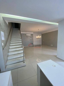 Casa em Gonzaga, Santos/SP de 347m² à venda por R$ 3.100.000,00 ou para locação R$ 23.000,00/mes