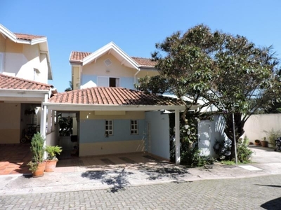 Casa em Granja Viana, Cotia/SP de 211m² 3 quartos à venda por R$ 779.000,00