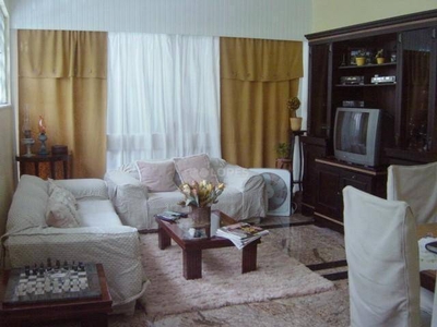 Casa em Ingá, Niterói/RJ de 220m² 4 quartos à venda por R$ 1.299.000,00