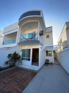 Casa em Itaipu, Niterói/RJ de 140m² 4 quartos à venda por R$ 734.000,00