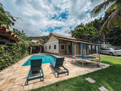 Casa em Itaipu, Niterói/RJ de 150m² 4 quartos à venda por R$ 889.000,00