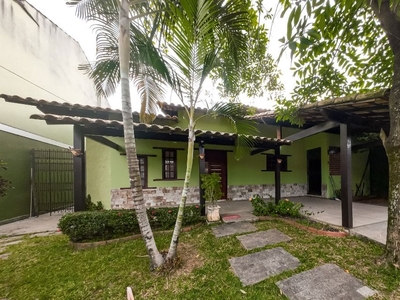 Casa em Itaipu, Niterói/RJ de 162m² 4 quartos à venda por R$ 789.000,00