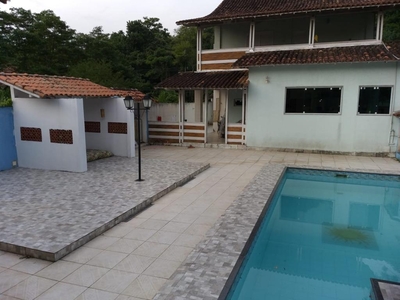 Casa em Itaipu, Niterói/RJ de 210m² 4 quartos à venda por R$ 789.000,00