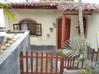 Casa em Itaipu, Niterói/RJ de 220m² 4 quartos à venda por R$ 619.000,00