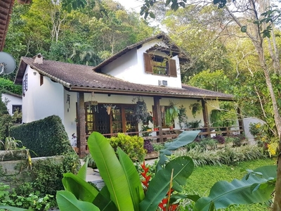 Casa em Itaipu, Niterói/RJ de 280m² 4 quartos à venda por R$ 949.000,00