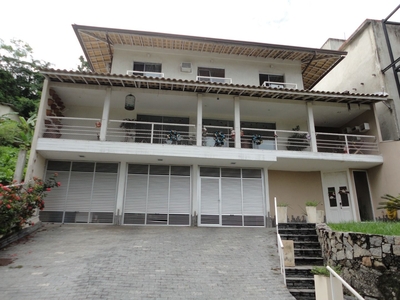 Casa em Itaipu, Niterói/RJ de 371m² 4 quartos à venda por R$ 1.799.000,00