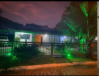 Casa em Itaipu, Niterói/RJ de 450m² 3 quartos à venda por R$ 989.000,00