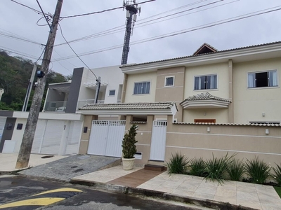 Casa em Jacarepaguá, Rio de Janeiro/RJ de 200m² 4 quartos à venda por R$ 849.000,00
