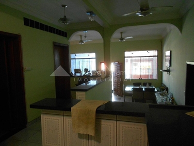 Casa em Jaguaribe, Osasco/SP de 298m² 3 quartos à venda por R$ 584.000,00
