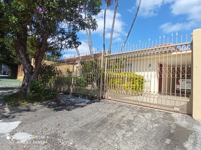 Casa em Jardim Alvorada, São José dos Campos/SP de 140m² 3 quartos à venda por R$ 709.000,00