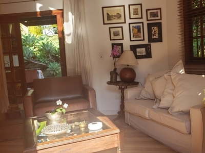 Casa em Jardim Ana Estela, Carapicuíba/SP de 100m² 3 quartos à venda por R$ 709.000,00