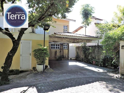 Casa em Jardim Barbacena, Cotia/SP de 180m² 6 quartos à venda por R$ 699.000,00